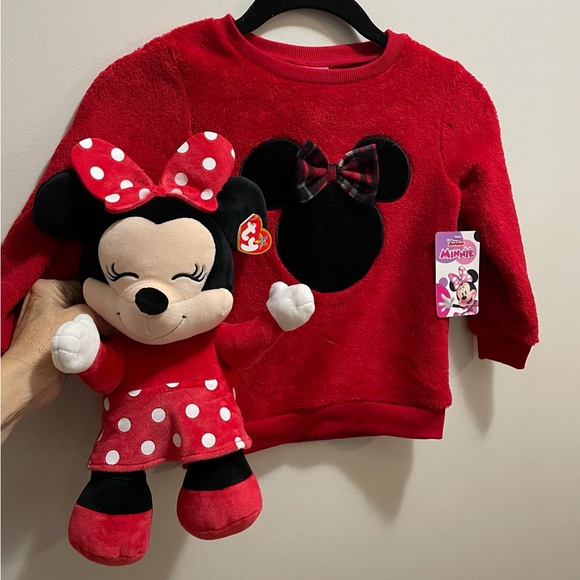 Size 4 top & Plushy - Picture 1 of 9